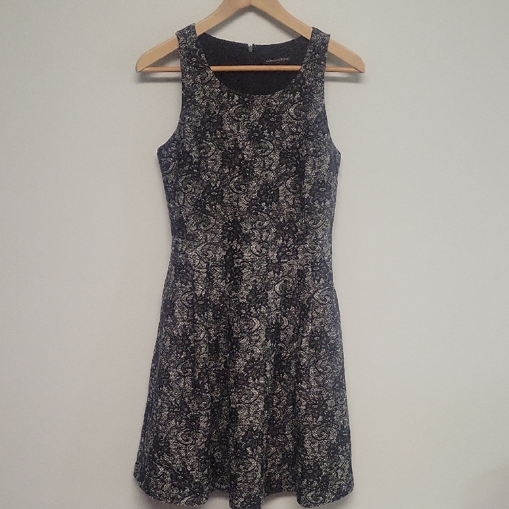 Banana Republic Black and White Patterned Lace Mini Dress With Pockets